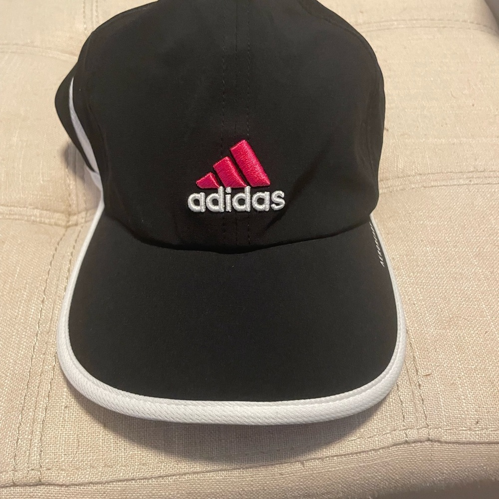 Womens adidas stretch hat